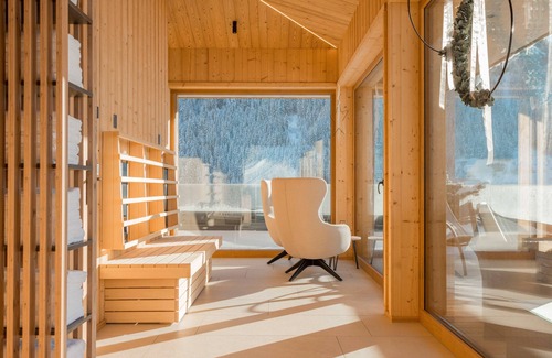 Grossarl Apartment | Holiday Apartment 'Mountain Suite No°202' with Mountain View, Balcony and Wi-Fi