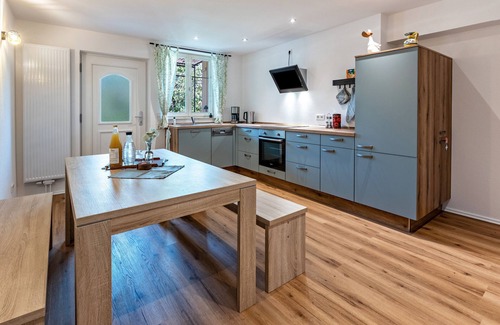 Wahlwies Apartment | Holiday Apartment 'Omas Obstkiste' with Wi-Fi