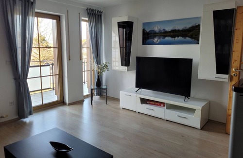 Kirchham Apartment | Holiday Apartment "Rudis" with Private Terrace, 2 Balconies & Wi-Fi