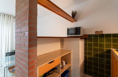 Costieres Apartment | Holiday Apartment "Studio Camargue" with Private Pool, Private Terrace & Balcony