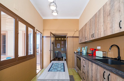 Jijona Apartment | Holiday Apartment 'Tur' with Mountain View, Terrace & Wi-Fi