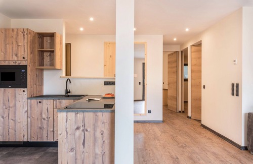 Castelrotto Apartment | Holiday Apartment 'Villa Lara Föhre' with Mountain View, Shared Terrace and Wi-Fi