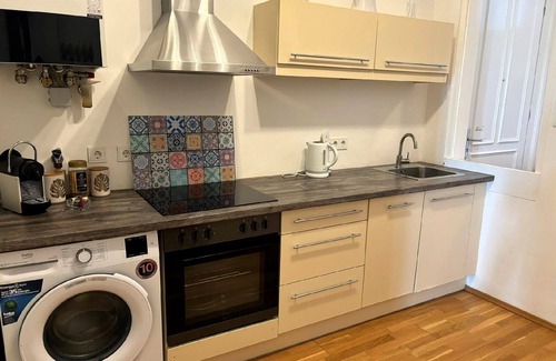Brigittenau Apartment | Holiday apartment Vienna for 1 - 4 persons with 2 bedrooms - Holiday apartment in one or multi-famil