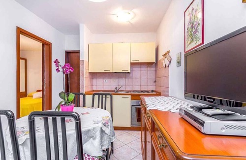 Barbariga Apartment | Holiday apartment with terrace and sea view