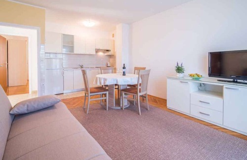Krk Apartment | Holiday apartment with air conditioning