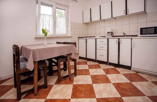 Rovinj Apartment | Holiday apartment with balcony and air conditioning