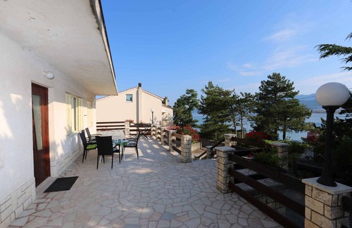 Cizici Apartment | Holiday apartment with air conditioning and internet