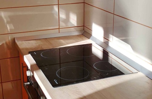 Municipality of Omisalj Apartment | Holiday apartment with terrace, only 30m from the sea