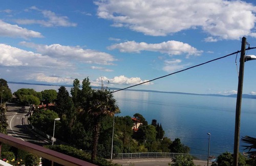 Rijeka Apartment | Holiday apartment with lake view