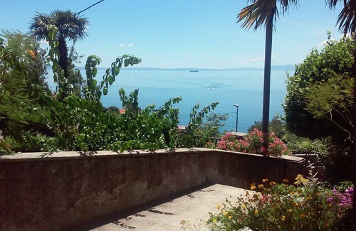 Rijeka Apartment | Holiday apartment with lake view