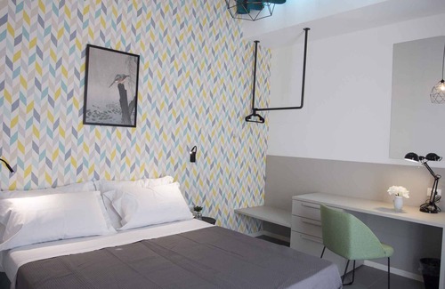 Cisano Apartment | Holiday apartment with outdoor pool and balcony