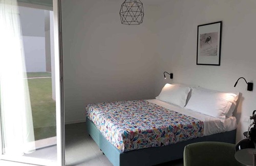 Cisano Apartment | Holiday apartment with outdoor pool and balcony