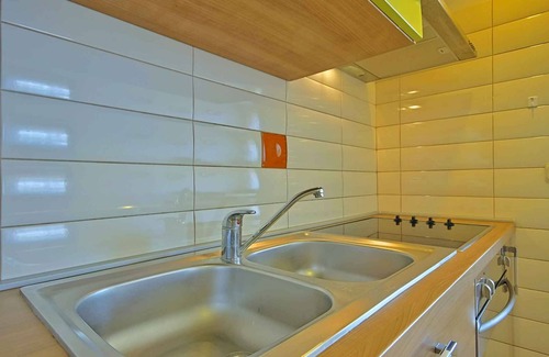 Murine Apartment | Holiday apartment with terrace, close to the sea and the city center