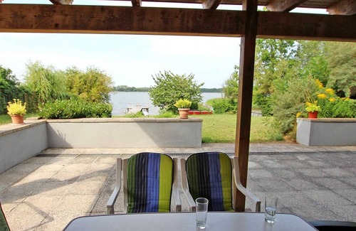 Userin Apartment | Holiday apartments directly on Woblitzsee SEE 9780 - SEE 9782 - summer wind