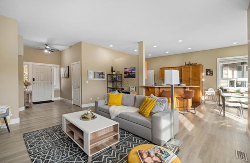 Promontory House | Holiday at Weeden Views