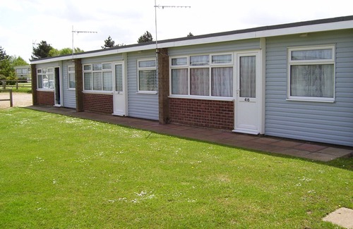 Great Yarmouth Ski Chalet | Holiday Chalet In Hemsby on Sundowner Holiday Park - No Pets