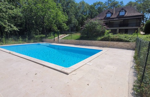 Montgesty Villa | Holiday cottage with 6 bedrooms and swiming pool