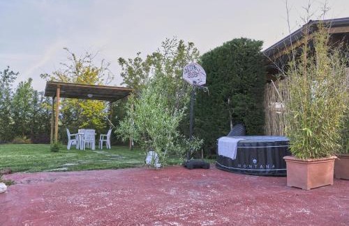 Codevigo Villa | Holiday countryside home with swimming pool, sauna Less than 20km from the sea