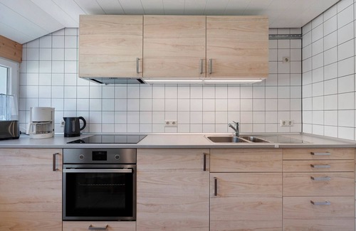 Todtnauberg Apartment | Holiday Apartment '20' with Mountain View, Shared Terrace and Wi-Fi