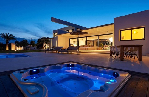 Sant Joan de Labritja Villa | Holiday home with outdoor cinema