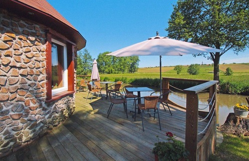 Val-de-Moder Apartment | Holiday Farm in Pfaffenhofen with Indoor Pool