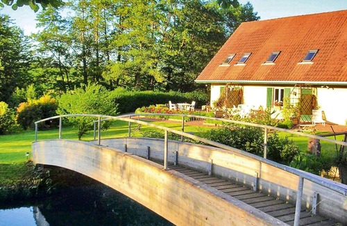 Val-de-Moder Apartment | Holiday Farm in Pfaffenhofen with Indoor Pool