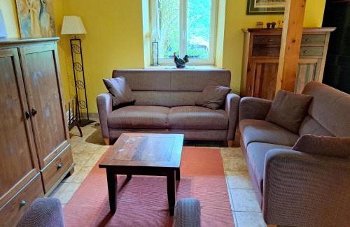 Kindwiller Apartment | Holiday Farm in Pfaffenhofen with Indoor Pool