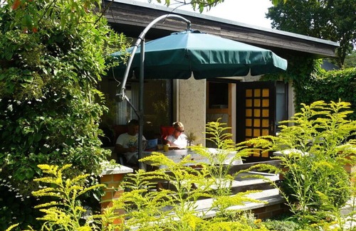 Klein Quassow House | Holiday flat Gartenglück in Landhaus Jenn