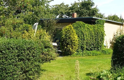 Klein Quassow House | Holiday flat Gartenglück in Landhaus Jenn