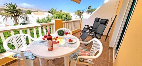 Bahia Calma Apartment | Holiday flat GOLDEN SANDS, 1 bedroom, livingroom, fast internet, balcony