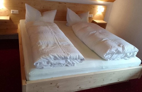 Furtwangen Apartment | Holiday flat with balcony in Black Forest