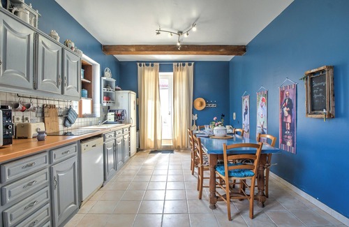Sainte-Sabine-Born House | Holiday Home 'Gîte Il Était Une Fois' with Shared Pool, Wi-Fi and Air Conditioning
