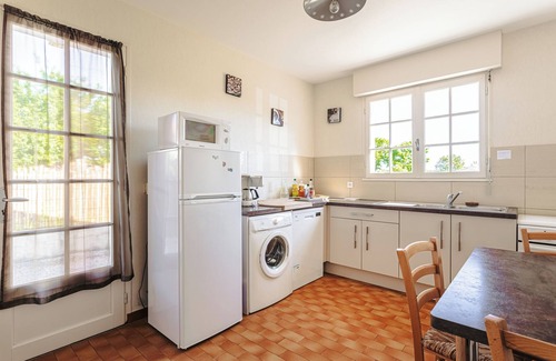 Le Grand-Village-Plage House | Holiday Home 'Maison Au Coeur De Grand Village' with Terrace and Garden