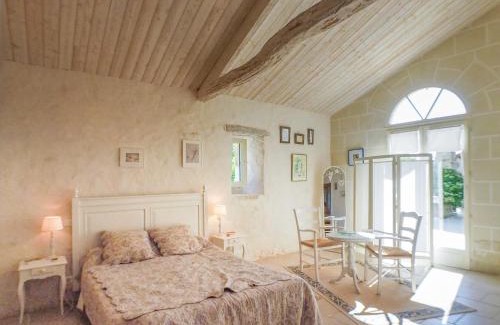 Saint-Laurent-de-la-Salle House | Holiday Home Saint-Laurent Pool & Garden, cleaning included