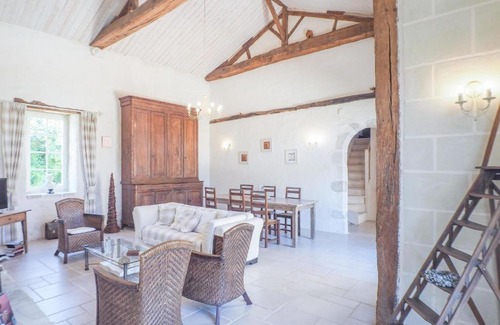 Saint-Laurent-de-la-Salle House | Holiday Home Gîte de l'Orangerie by Interhome