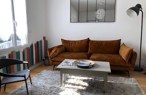 Saint-Trojan-les-Bains House | Holiday Home 'Maison Moderne Avec Charme' with Private Terrace