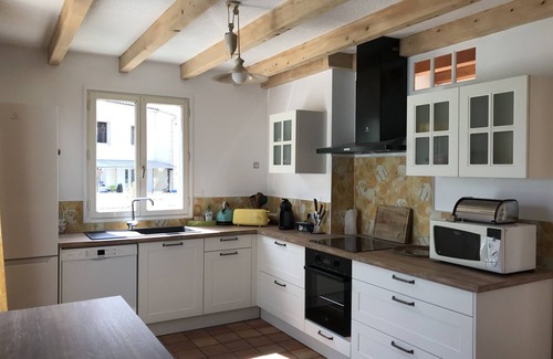 Saint-Trojan-les-Bains House | Holiday Home 'Jardin Arboré, Belle Maison Piscine' with Private Pool, Terrace and Wi-Fi