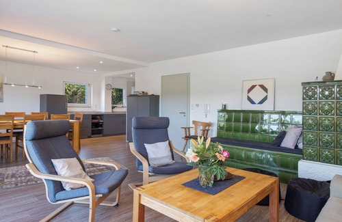 Bernau House | Holiday Home 'Kiliani' with Mountain View, Private Terrace and Wi-Fi