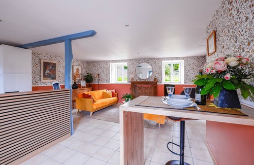 Saint-Martin-des-Pres House | Holiday Home 'Keribet' with Private Terrace and Private Garden