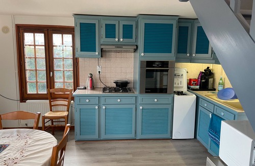 L'Echardiere House | Holiday Home 'La Chanoute' with Private Terrace, Private Garden and Wi-Fi