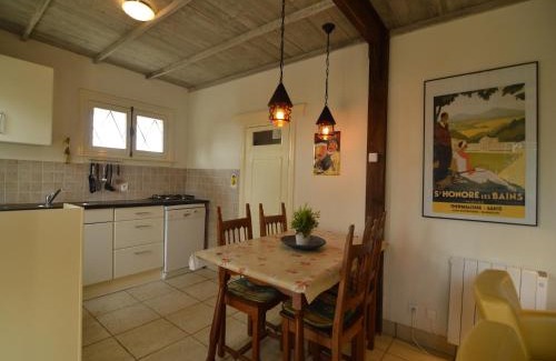 Saint-Honore-les-Bains House | Holiday Home in St Honoré with Scenic Views