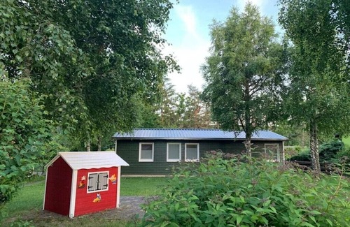 Zeulenroda-Triebes House | holiday home on the lake