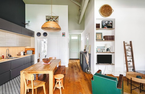 Le Chateau-d'Oleron House | Holiday Home with Private Pool, Private Terrace and Wi-Fi