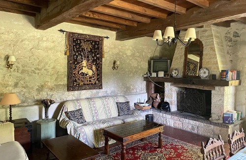 Montaigu-de-Quercy House | Holiday home in Montaigu-de-Quercy with garden