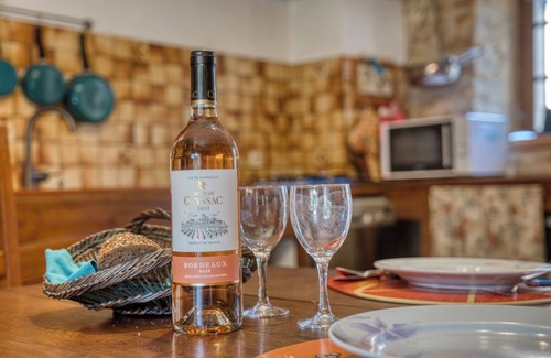 Saint-Andre-dAllas House | Holiday Home 'Cottage Périgourdin' with Private Pool, Private Terrace and Wi-Fi