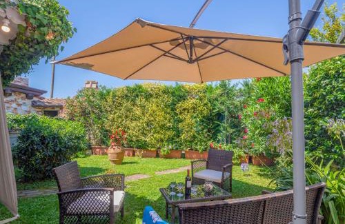 Pietrasanta House | Holiday Home Fiumetto by Interhome