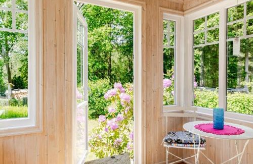 Olofstrom House | Holiday Home Åkekvarn Snärjet by Interhome