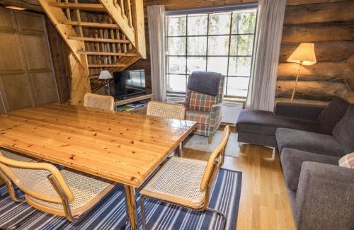 Salla House | Holiday Home Örtsylä a by Interhome