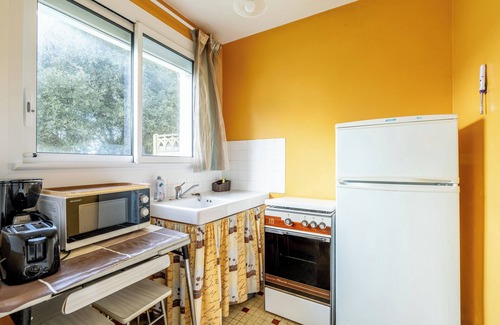 Loire-Atlantique House | Holiday Home '13 - Au Bercement Des Flots' with Private Garden