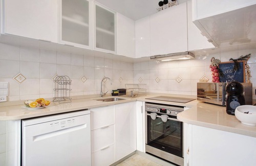 Santa Luzia House | Holiday Home 'A Minha Casa' with Sea View, Private Terrace and Wi-Fi